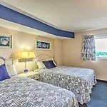Myrtle Beach Condo With Ocean View And Hot Tub Access