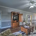 Luxe Resort Condo With Pool Access Golfers Paradise