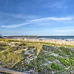 Updated Studio 1-Block Walk To Surfside Beach!
