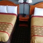 Happy Holiday Motel