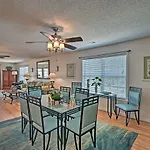 Murrells Inlet Home With 3 Decks - 1 Block To Beach!