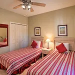 Cozy Condo With Golf Course View 4 Mi To Shore!
