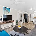 Viagem Bright 2Br With Patio And Parking