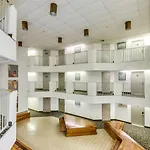 Palace Resort 908