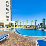Palace Resort 908