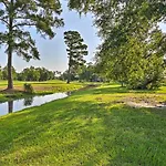 Myrtle Beach Condo With Pool Minutes To Ocean!