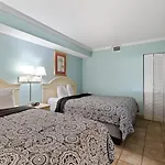 Hosteeva Beachfront Condo With Private Balcony