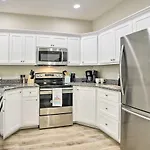 Modern Escape In The Heart Of Murrells Inlet