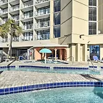 Newly Renovated Oceanfront Studio With Beach Access