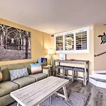 Beachfront Resort Condo With Lazy River And Pools!