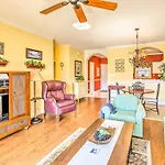 Resort Condo With Balcony And Pool Access!