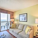 Beachfront Family Condo With View And Pool Access