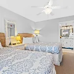 Yacht Club Villas 1302