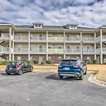 Quaint Myrtle Beach Condo 7 Mi To Shoreline!