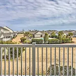 Quaint Myrtle Beach Condo 7 Mi To Shoreline!