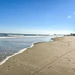 Oceanfront Oasis With Deck And Resort Beach Access!
