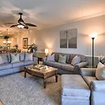 Myrtlewood Golf Condo With Access To 7 Pools!