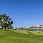 Myrtle Beach Golf Course Escape About 2 Mi To Beach!