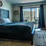 Amazing Ocean View Room With Balcony