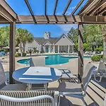 Savannah Shores Condo With Amenities 1 Mi To Beach!