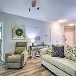 Savannah Shores Resort Condo Less Than 2 Mi To Beach!