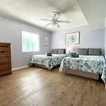 Oceanfront House On The Sand 2 Kings 4Br 4Ba 2Nd Floor Of Triplex Sleep 12 Pgp2