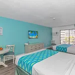 Beautifully Updated Double Queen Suite! Sea Mist Resort 50402 - Perfect For 2-4 Guests!