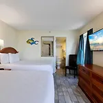 Boardwalk Resort Beachfront Condo By Hosteeva