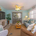 Hidden Gem Beautifully Appointed 2Br 2Ba Condo With 3 Patios Near Beach!