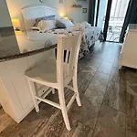 Ocean Annies Studio With Unbeatable Sea Views!