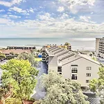 Breezy Myrtle Beach Condo With Balcony And Views!