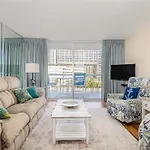 401 South Hampton - Charming 2 Bedroom, 2 Bath Ocean View Condo, Condo