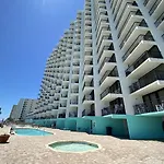 Royal Garden Resort 1412 Condo