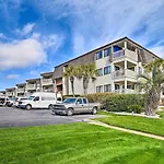 Myrtle Beach Condo With Community Beach Access!
