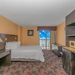 Direct Ocean Front King Suite With Stunning Views - Sun N Sand Resort 1013