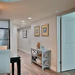 Gorgeous Ocean Front Condo 2Bd 2 Full Baths, 2 Balconies