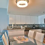 Gorgeous Ocean Front Condo 2Bd 2 Full Baths, 2 Balconies