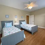 World Tour 306 Bayhill By Palmetto Vacation Rentals