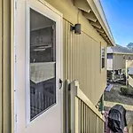 Myrtle Beach Cottage, Walk To Pools And Beach!