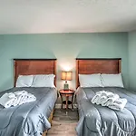 Myrtle Beach Condo With Balcony And Ocean Views!