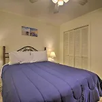 Bright North Myrtle Beach Condo Walk To Beach!