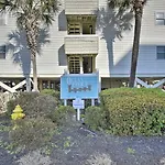 Bright North Myrtle Beach Condo Walk To Beach!