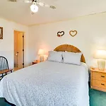 Myrtle Beach Oceanfront Condo With Private Beach!