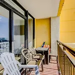 Caravelle Resort 708