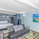 Sleek And Modern Oceanfront Condo - 6Th Floor- Sand Dunes 2635