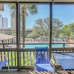 Myrtle Beach Condo With Pool - Walk To Beach!