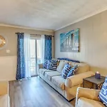 Myrtle Beach Condo With Pool - Walk To Beach!