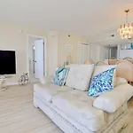 Huge Oceanfront End Unit Top Location With Pool