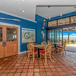 Completely Renovated Double Queen Direct Oceanfront Suite - Ocean Reef 1503 Sleeps 4!