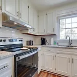 Coastal-Chic Home Near Myrtle Beach, Walk To Ocean